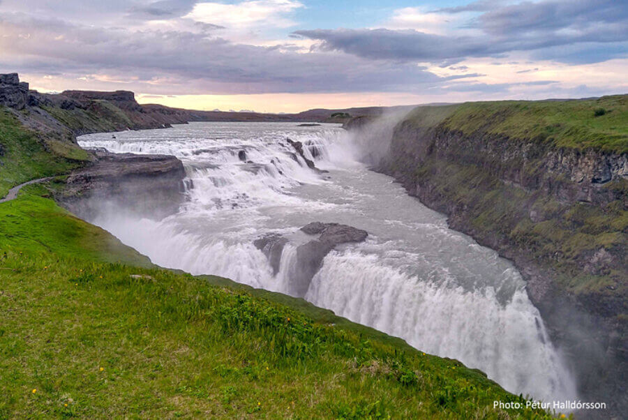 Iceland-highland-gullfoss.jpg